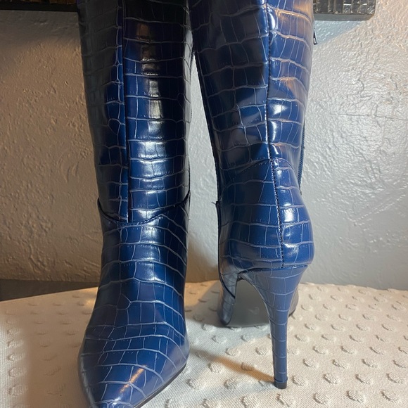 SHOE DAZZLE Night Is Young Asymmetrical Teal Stiletto Boot - Picture 4 of 16